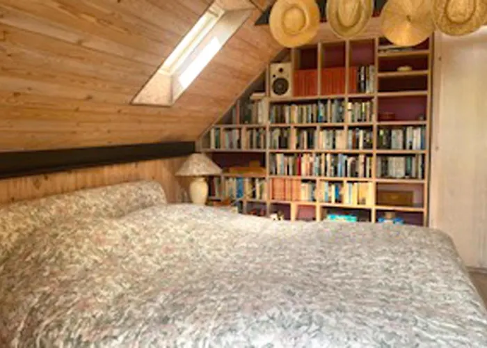 Holiday home Beautiful In With Sauna Knebel